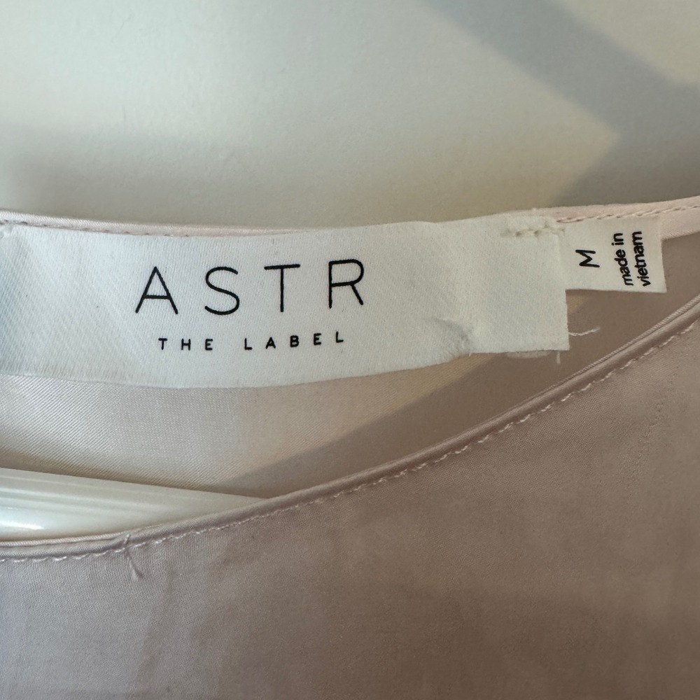 ASTR The Label Blush Pink Ruffle Long Sleeve Peplum Blouse Drawstring Waist M - Picture 2 of 3